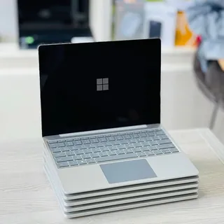 Microsoft Surface Laptop Go 2 Touchscreen Core i5 11th Gen 16GB RAM 256GB SSD Face ID Backlit Keyboard