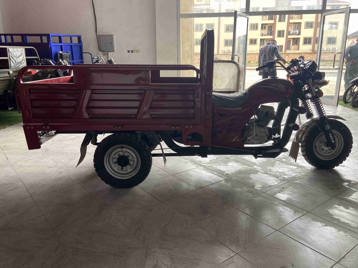 SUPREME STAR 150cc TRICYCLE