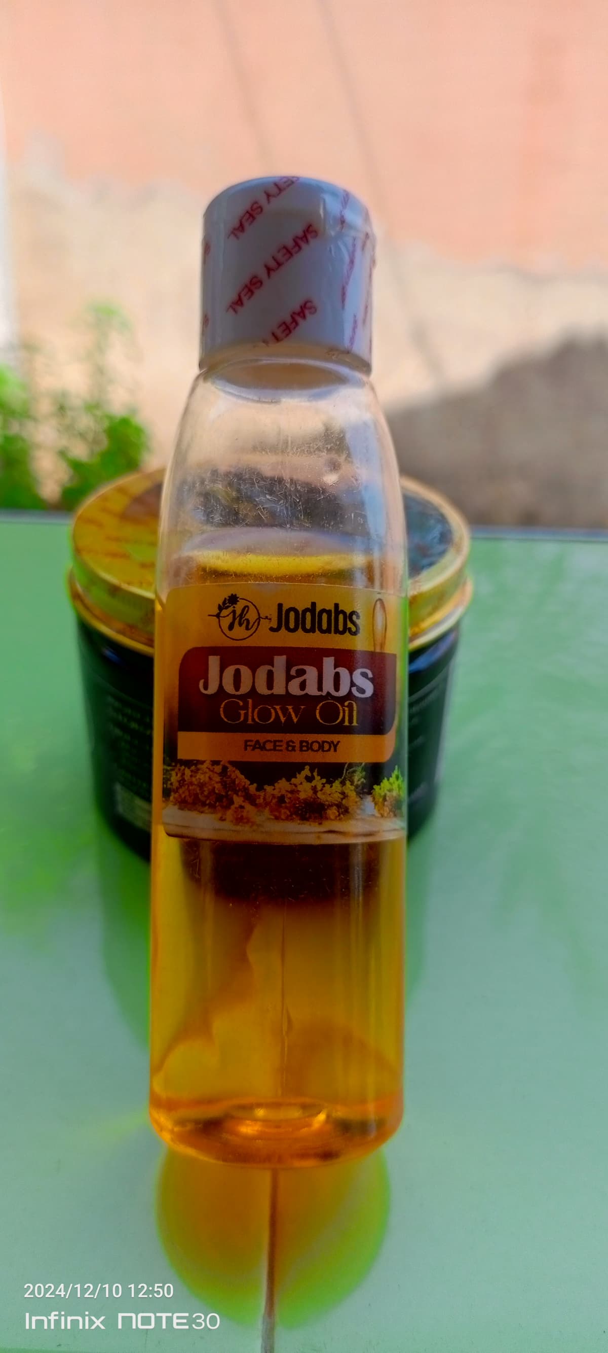 Jodabs Glow oil for smooth skin and repairs skin damages