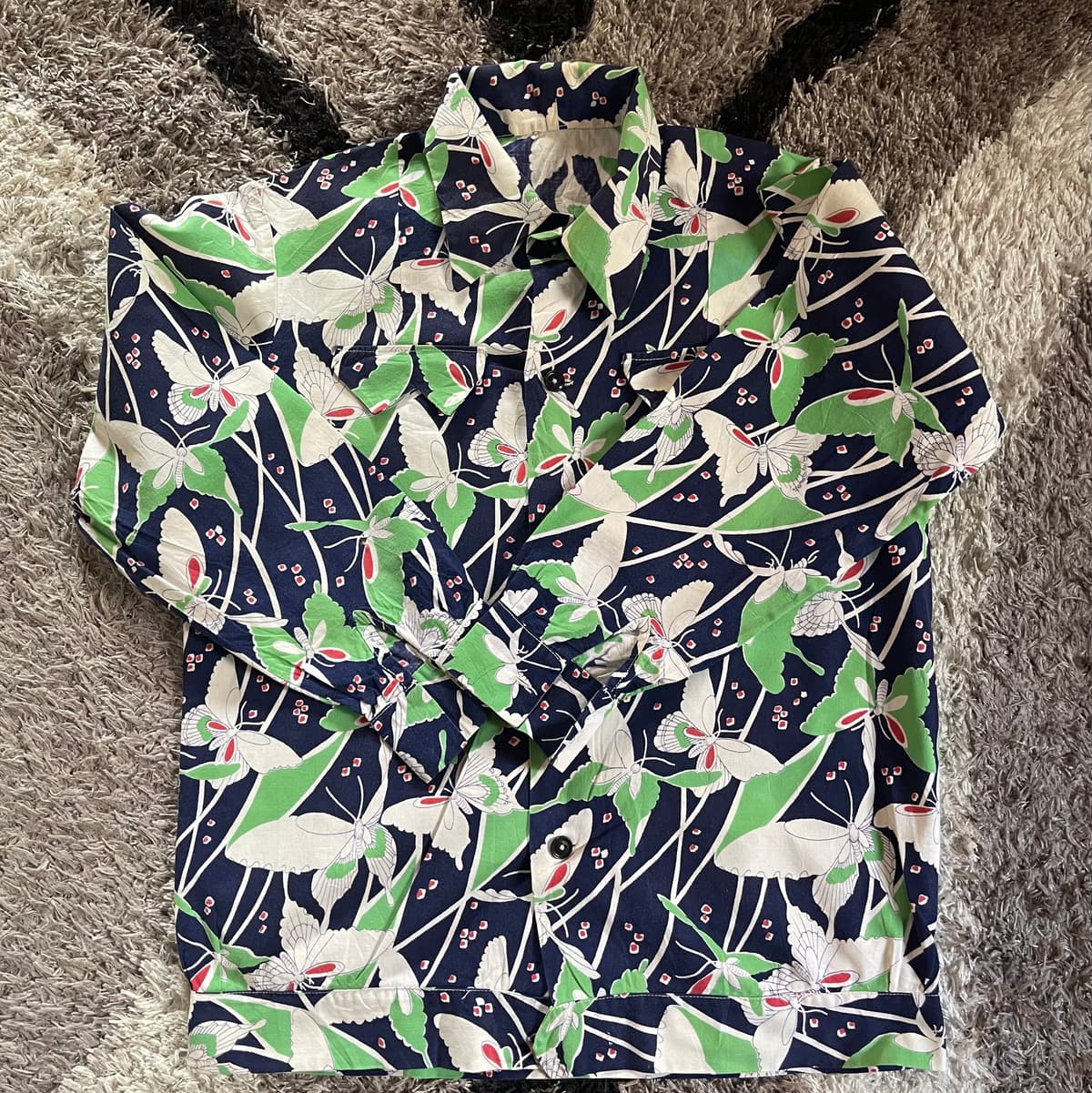 Men’s shirt bale opened for Retail and Wholesale Selection