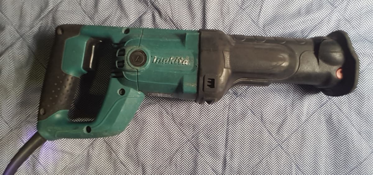 Makita Corded Reciprocating Saw
