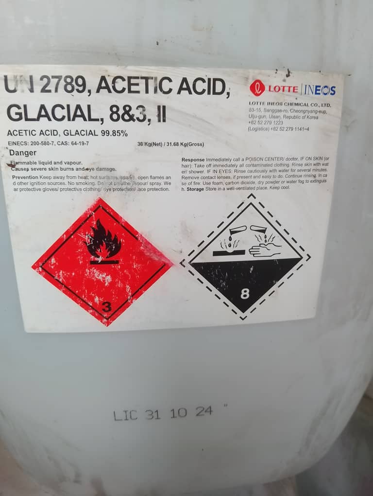 Glacial Acetic Acid (+233 542654511)