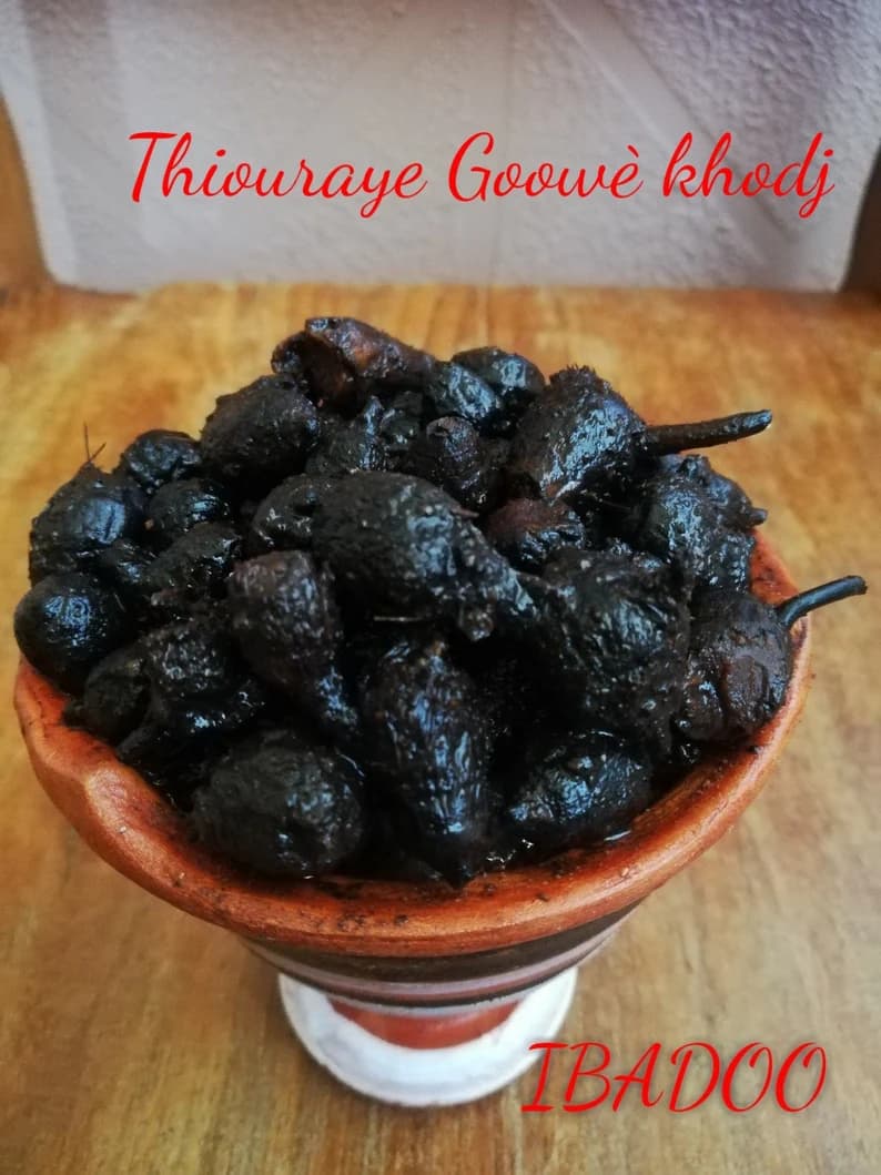 Thiouraye Goowé Khoodj: Traditional African artisanal incense. Bakhoor West Africa